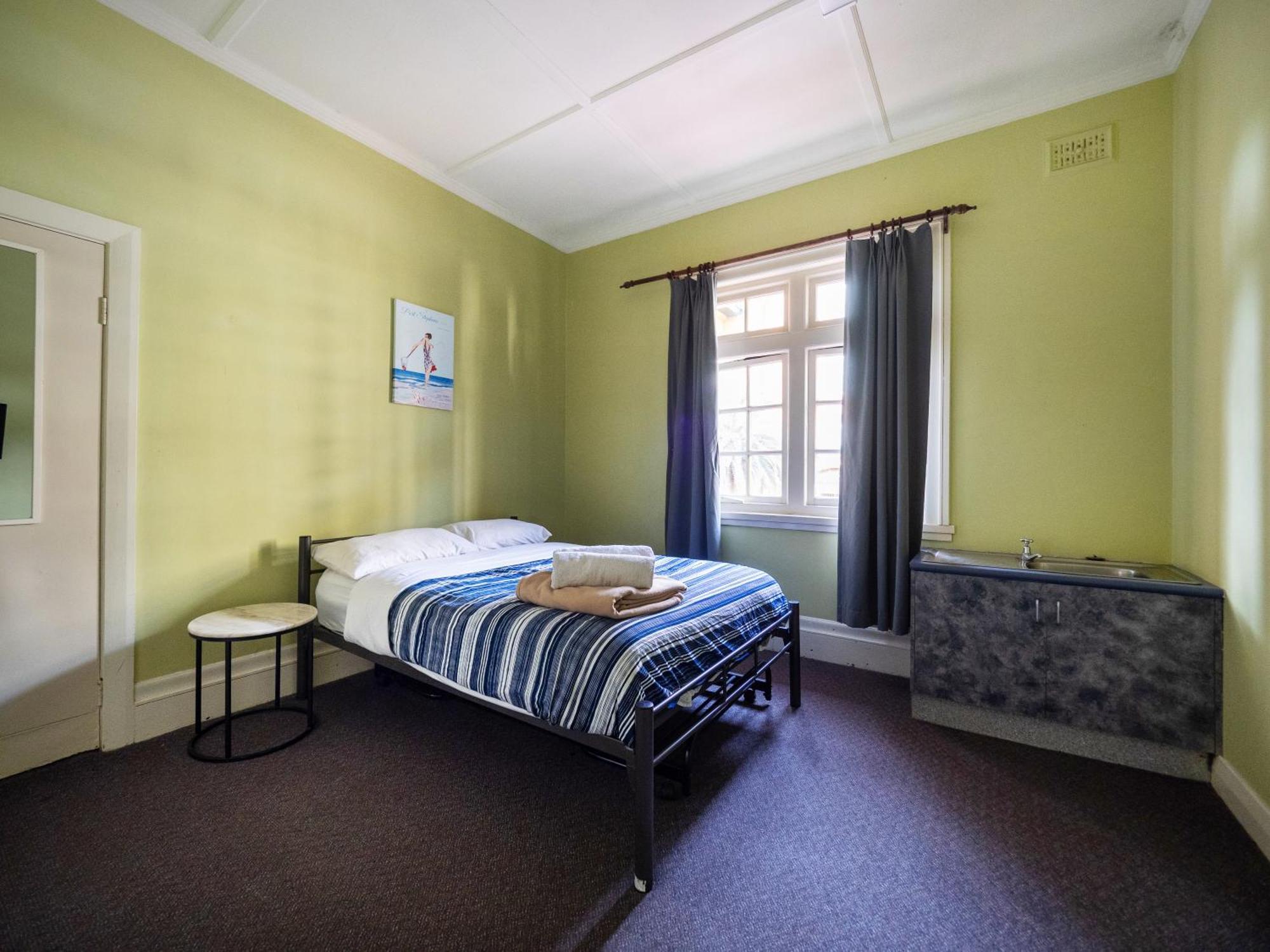 Yha Newcastle Beach Exterior photo